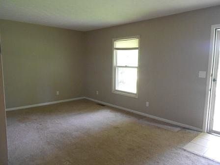 4th image of 1555 Camilla Ln