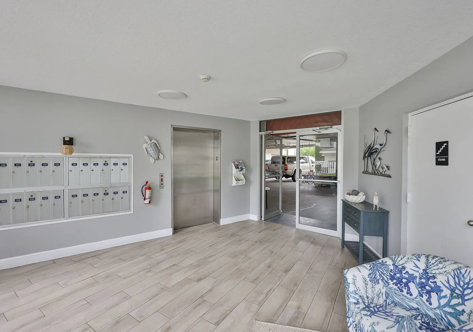 All Utilities Included! 2BR/2BA Condo with Water View, Screened Balcony & Heated Pool — Photo 4