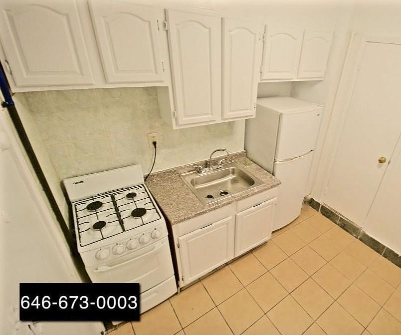 2nd image of 52 Henry St APT 4FW