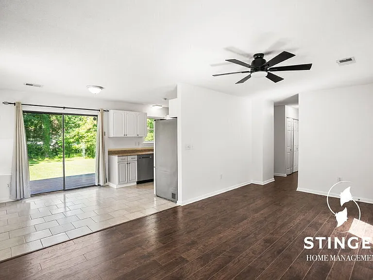 1713 Drayton Dr — Photo 5