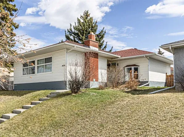 5636 W 37th St SW, Calgary, AB T3E 5M6