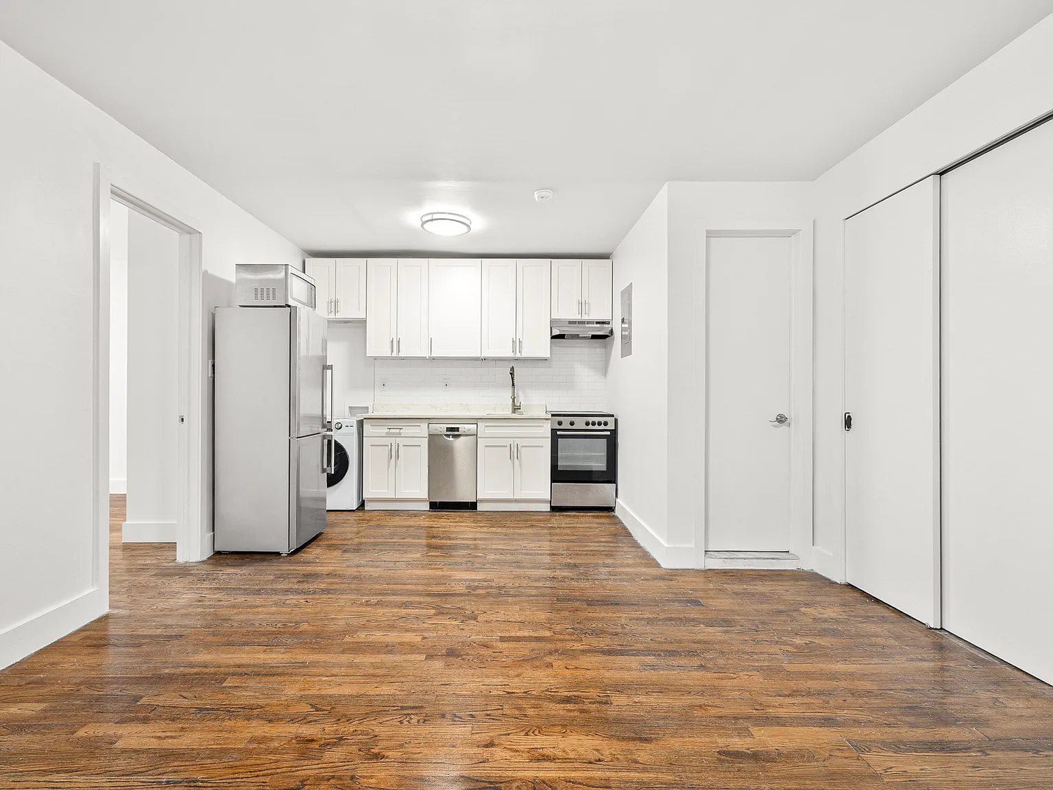 416 West 23rd Street — Photo 3