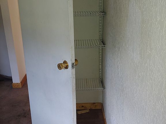 5th image of 310 S Wood St