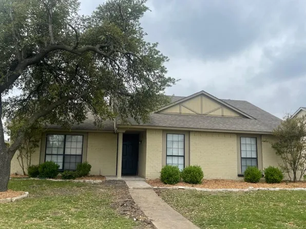 1913 Glenwick Ln, Garland, TX 75040