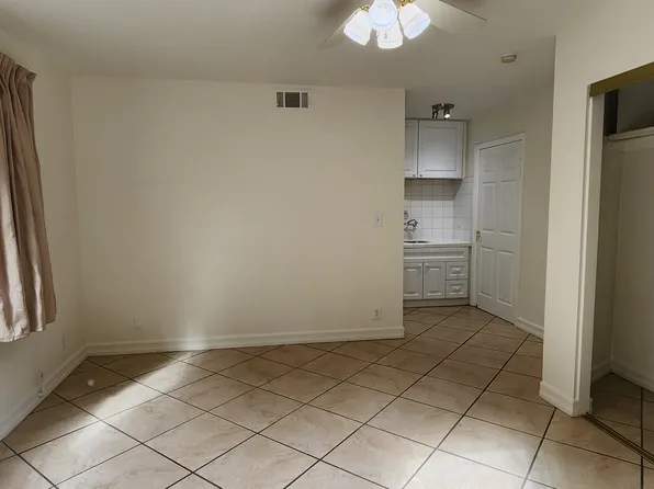 (undisclosed Address), Winnetka, CA 91306