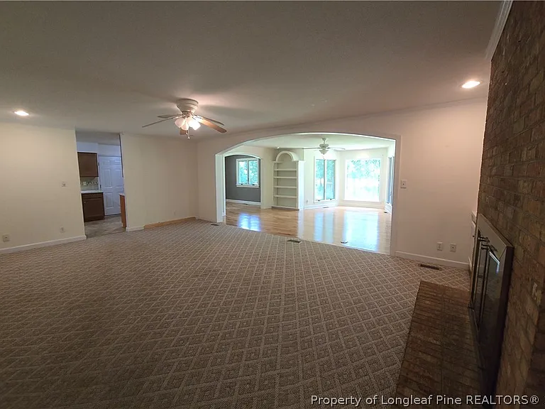 625 Loblolly Dr — Photo 7