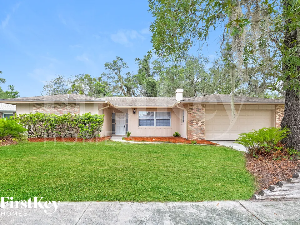 848 Benchwood Ct