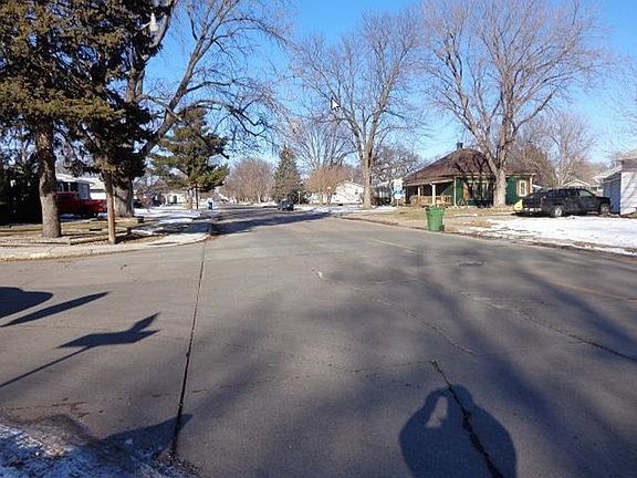 4th image of 3418 Avenue E