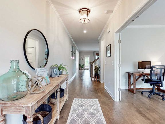 2nd image of 2736 Cloister Ln