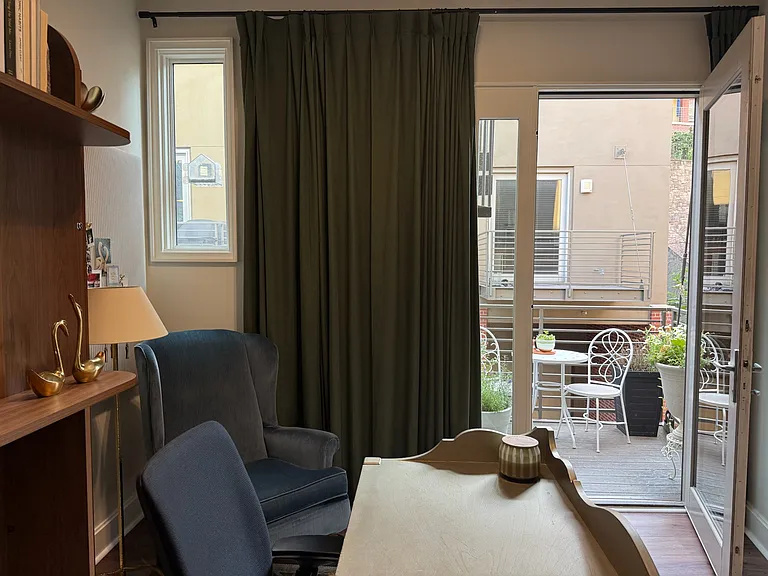 4524 J C Nichols Pkwy #402 — Photo 18