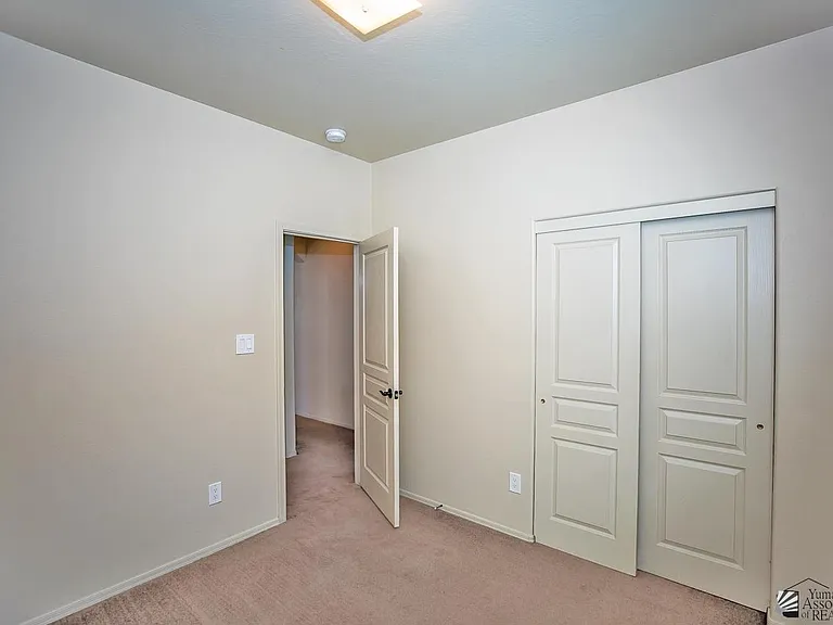 2545 S 41st Ave — Photo 9
