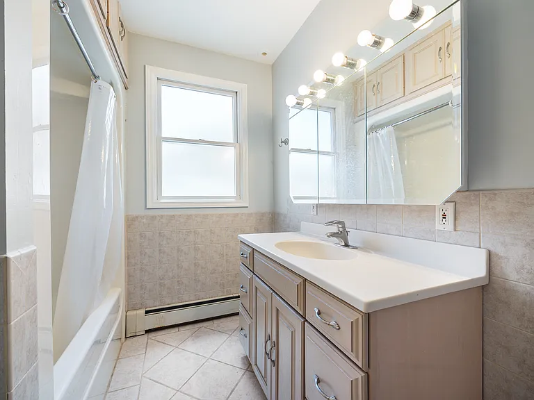 4911 N Bernard St — Photo 22