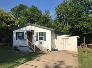 1200 N 8th St, Longview, TX 75601