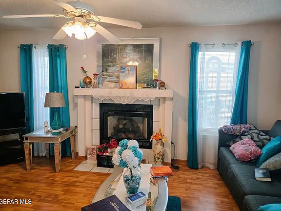 2nd image of 776 Babylonia Dr