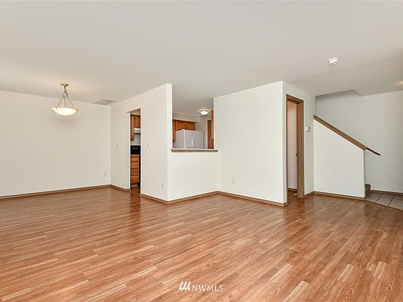 5th image of 12905 29th Avenue Avenue W