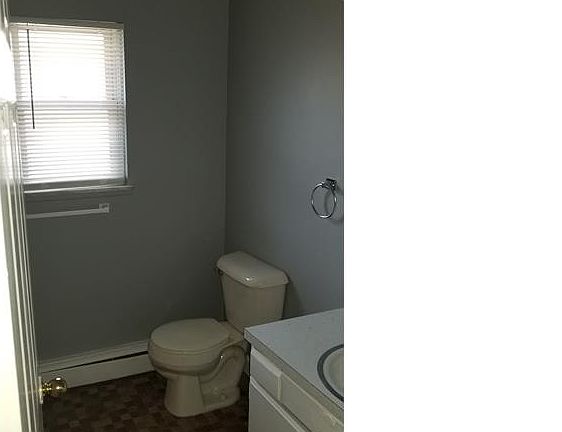 4th image of 280 N Rose St APT 5