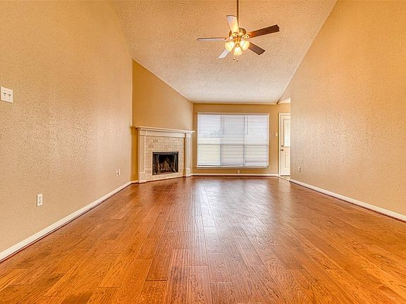 5th image of 7127 Buchanan Dr