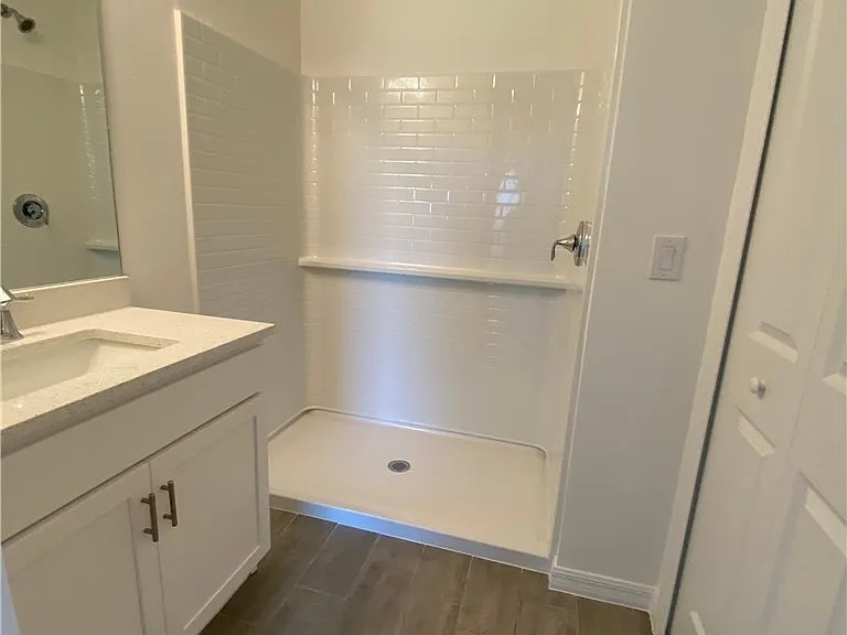 1906 Jacaranda Pkwy W — Photo 12