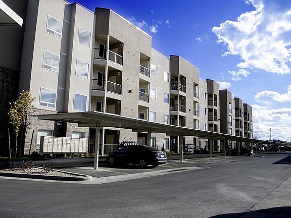 5th image of 1760 Village Ln Unit 220