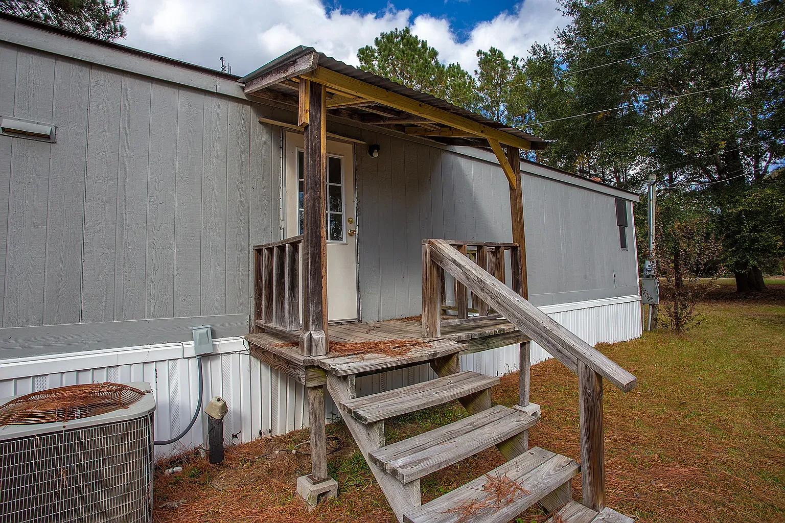 588 State Highway 155 N — Photo 3