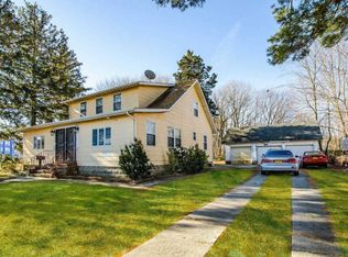 1620 Straight Path, Wheatley Heights, NY 11798