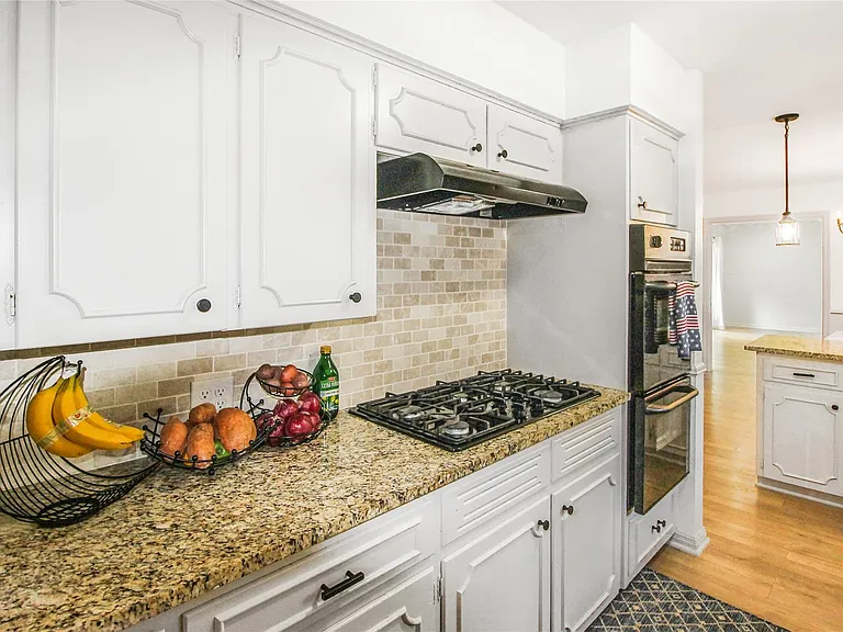536 Oak Dr — Photo 11