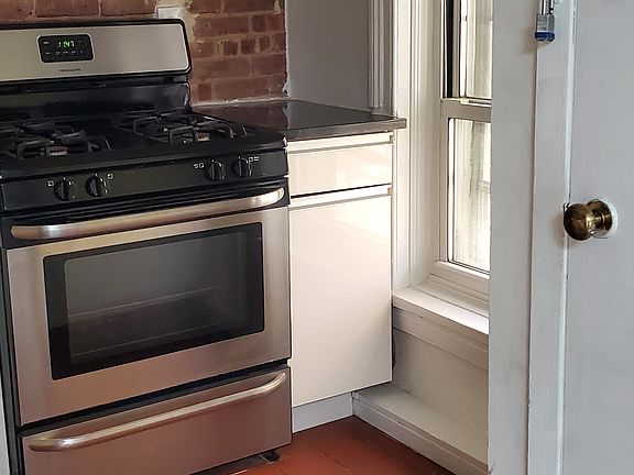 3rd image of 92 Fort Greene Pl APT 4B
