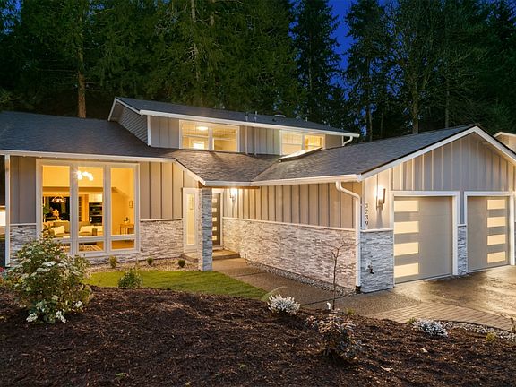 2nd image of 3239 218th Ave SE
