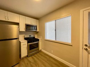 105 Roswell Ave APT 3, Long Beach, CA 90803