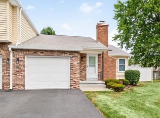 16 Flower Dale Dr, Rochester, NY 14626