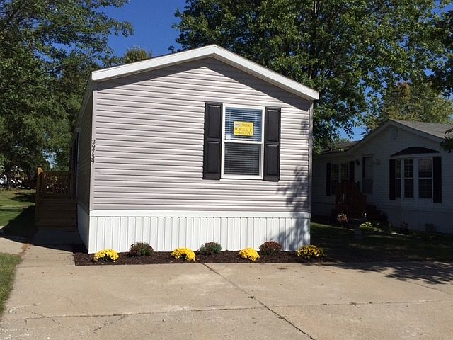 1st image of 29739 Georgetown Dr