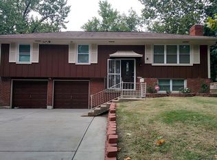 8436 Evanston Ave, Raytown, MO 64138
