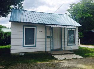 208 C St, Smelterville, ID 83868