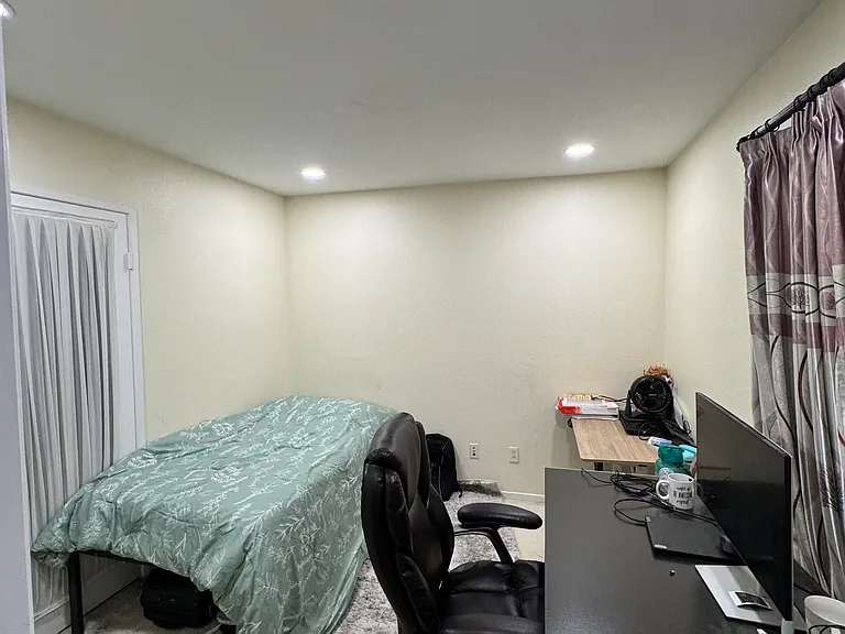4th bedroom