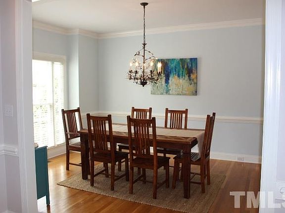 3rd image of 2704 Montcastle Ct