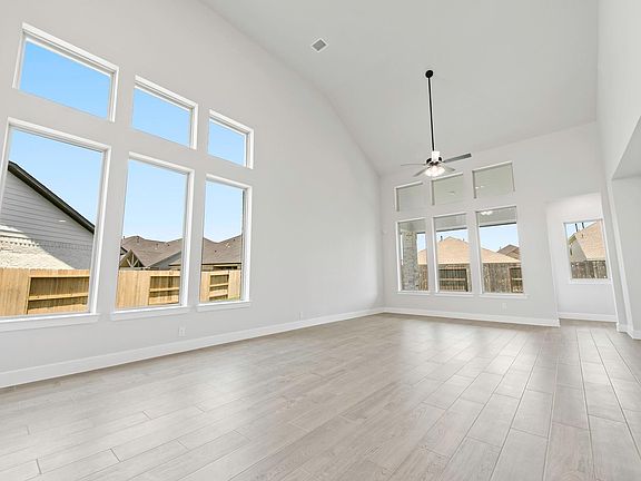 3rd image of 27222 Mound Hill Cir
