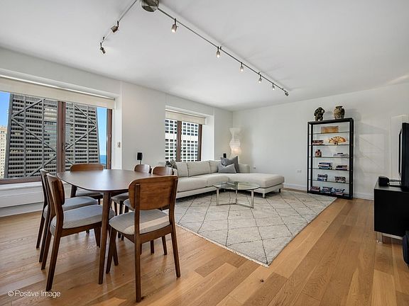 3rd image of 161 E Chicago Ave APT 26G