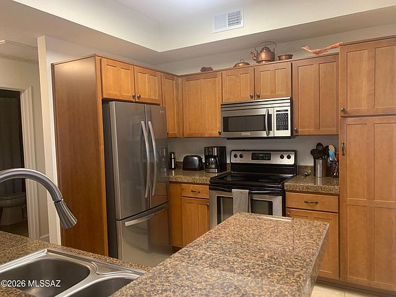 5th image of 1500 E Pusch Wilderness Dr Unit 15204