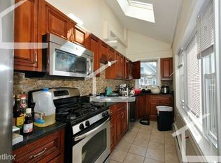 10 Pratt St #D, Allston, MA 02134