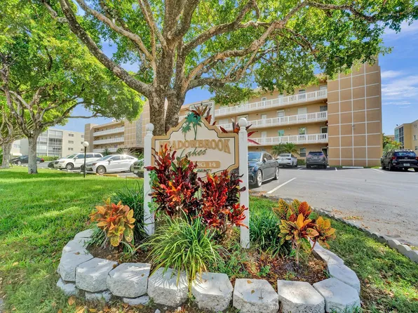 1025 SE 4th Avenue #307, Dania Beach, FL 33004