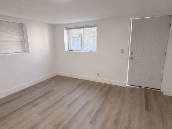 183 McKay Rd #1B