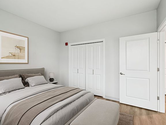 4th image of 5765 Centre Ave APT 426