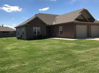 1322 Marigold Rd, Centerton, AR 72719