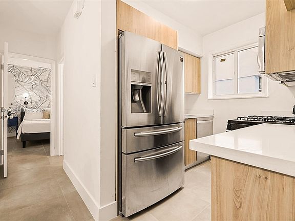 3rd image of 7340 Harding Ave #7
