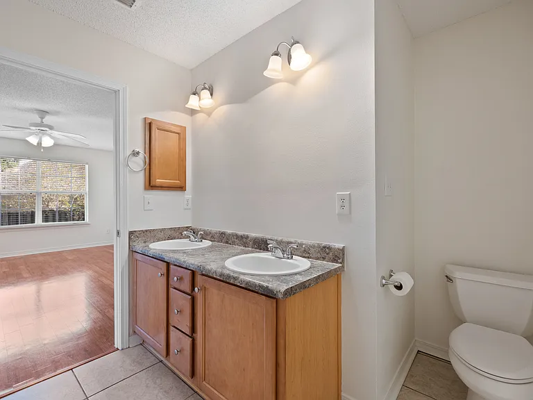 157 Cypress Ln — Photo 14