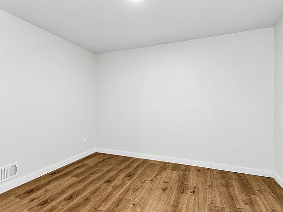 Office/Flex Bedroom #5 (No Closet)