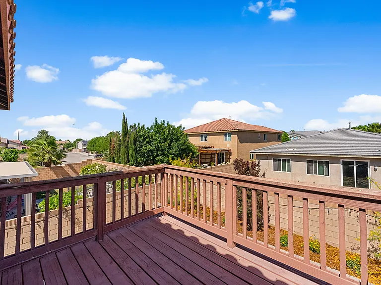 44256 Dahlia St — Photo 6