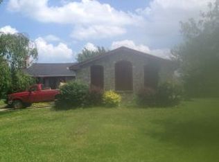 2237 E Little Bear Rd, Connersville, IN 47331