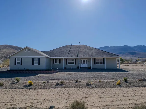 275 Imperial Rd, Dayton, NV 89403