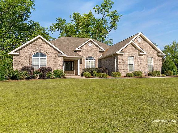 2nd image of 220 Cheshire Dr